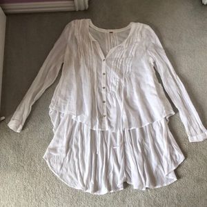 Free people flowy white high-low shirt
